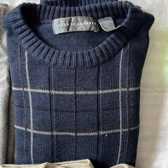 Men’s Sweater Bundle - Picture 4 of 5